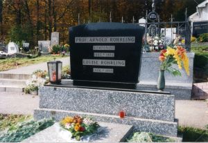 Grab von Arnold Röhrling