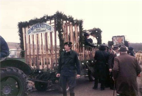 Blochziehen 1984, Gemeindekotter