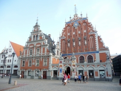 Schwarzh�upterhaus